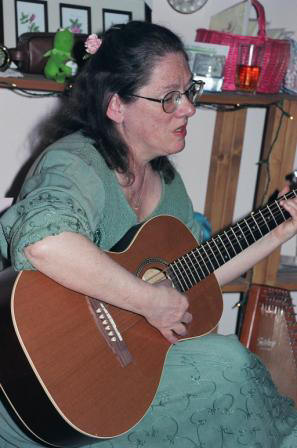 Performing at Mary's Tea Room, Yellowknife (Photo by Lucy Pelletier)